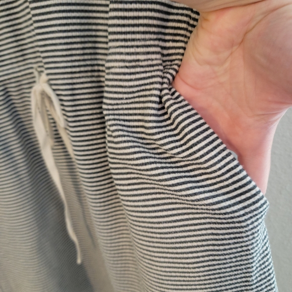 Lou & Gray Striped Dress Size M - Picture 4 of 5